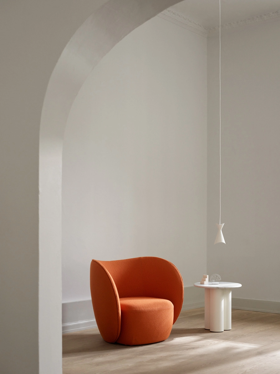 Bastille_Lounge_Lounge Chairs