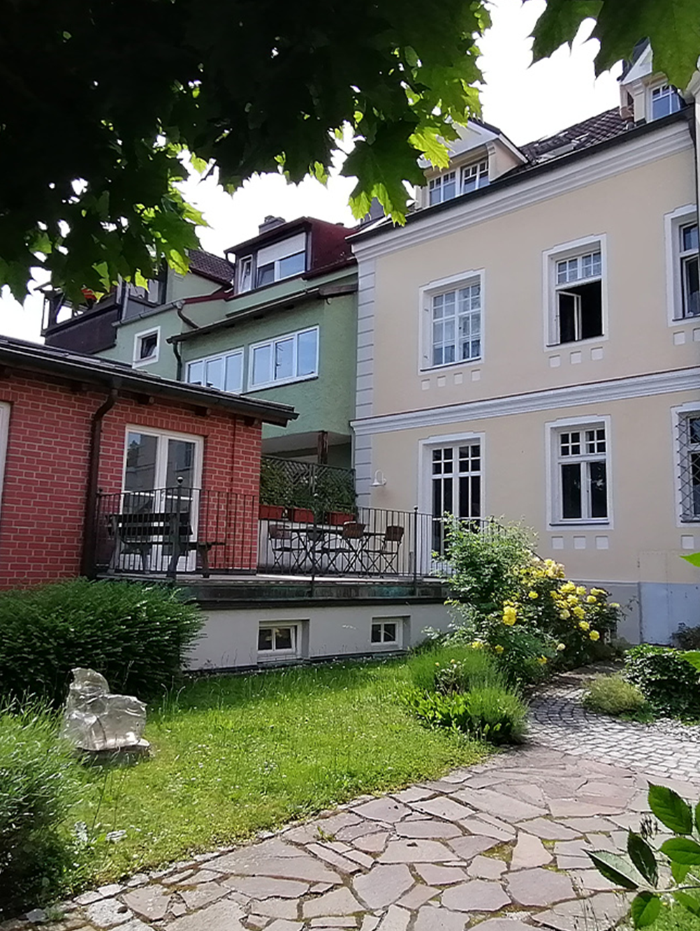 OurDesigners_Container1_Gallery1_Ballendat_Image3